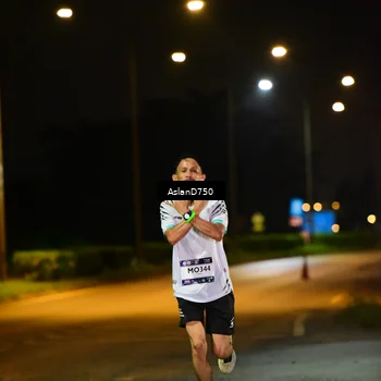 Runner Photo 7706259