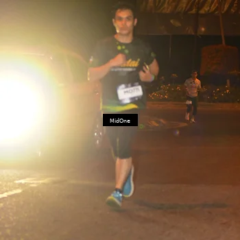 Runner Photo 7706276