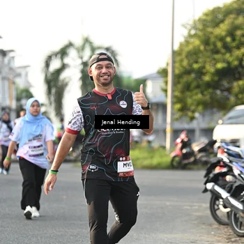 Runner Photo 7706281