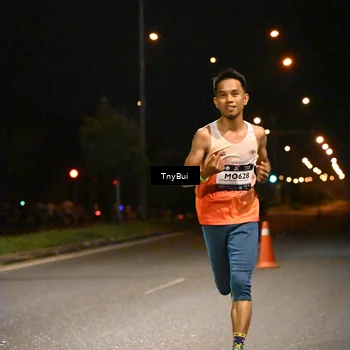 Runner Photo 7706282