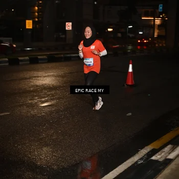 Runner Photo 7706293
