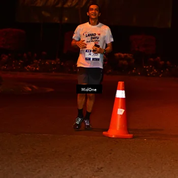 Runner Photo 7706298
