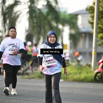 Runner Photo 7706322