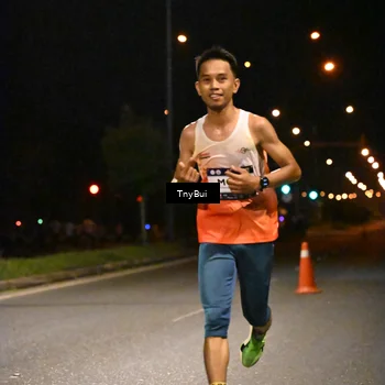 Runner Photo 7706328