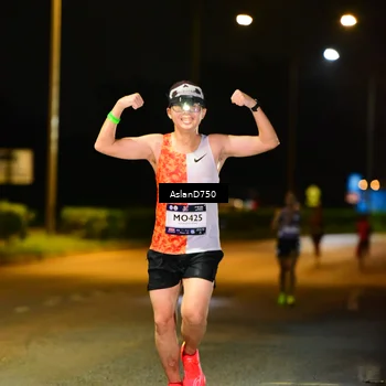 Runner Photo 7706341