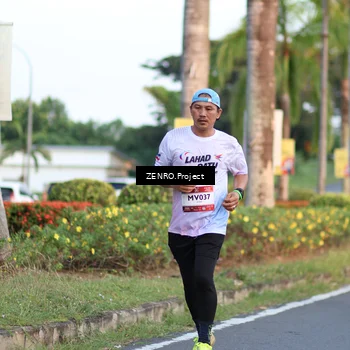 Runner Photo 7706349
