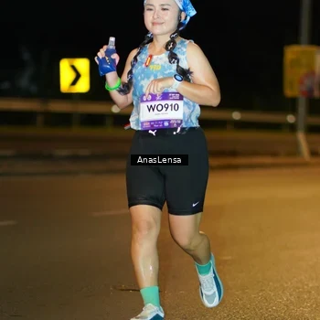 Runner Photo 7706357