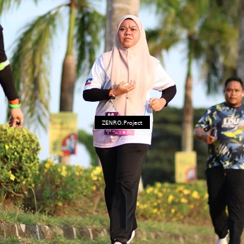 Runner Photo 7706358