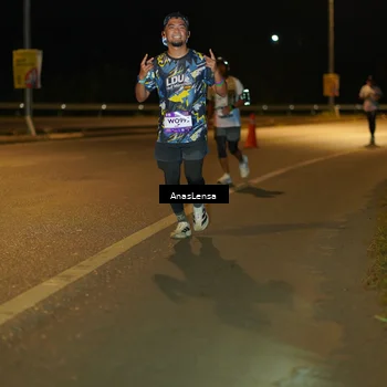 Runner Photo 7706371