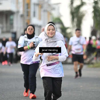 Runner Photo 7706372