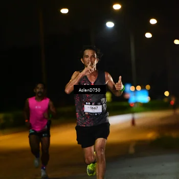 Runner Photo 7706377