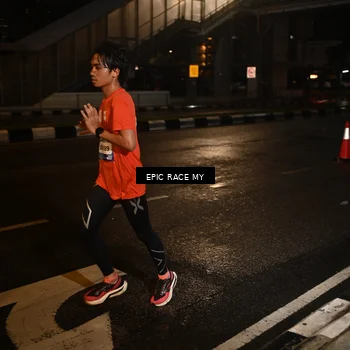 Runner Photo 7706384