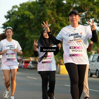 Runner Photo 7706422
