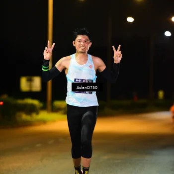 Runner Photo 7706430