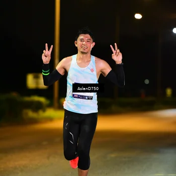 Runner Photo 7706431