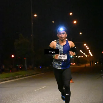Runner Photo 7706441