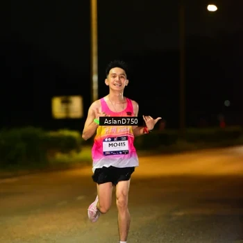 Runner Photo 7706443