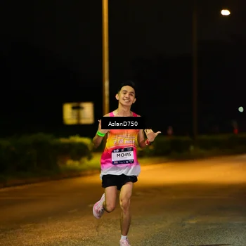 Runner Photo 7706444