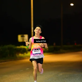 Runner Photo 7706449