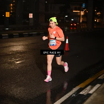 Runner Photo 7706457