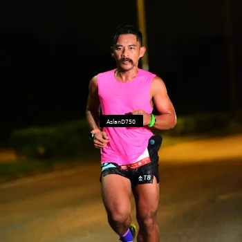 Runner Photo 7706470