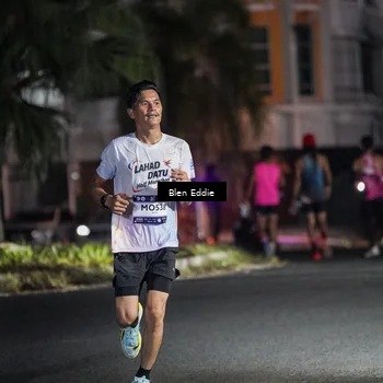 Runner Photo 7706472