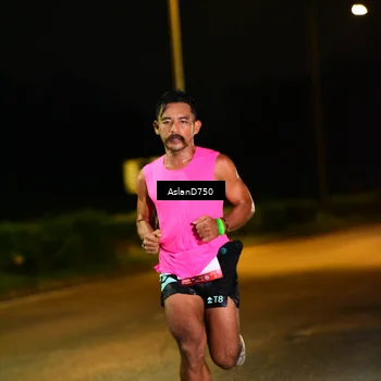 Runner Photo 7706497