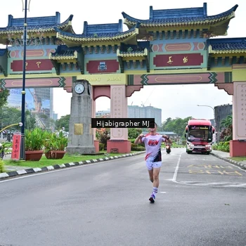 Runner Photo 7706514