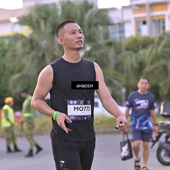 Runner Photo 7706519