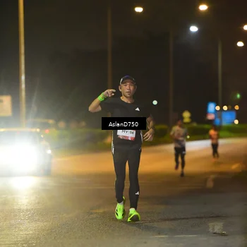 Runner Photo 7706524