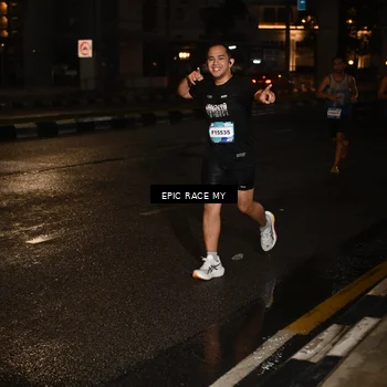Runner Photo 7706528
