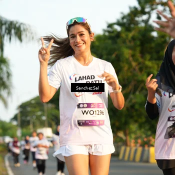 Runner Photo 7706533