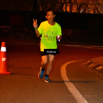 Runner Photo 7706534