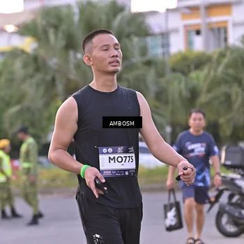 Runner Photo 7706536