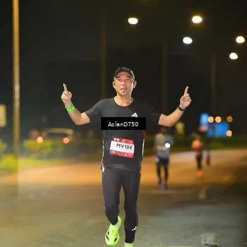 Runner Photo 7706546