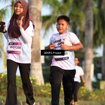 Runner Photo 7706551