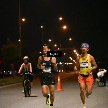 Runner Photo 7706553