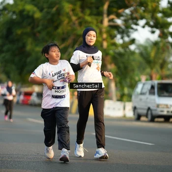 Runner Photo 7706561
