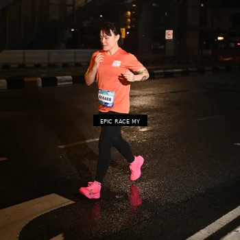 Runner Photo 7706563