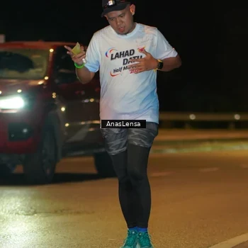 Runner Photo 7706567