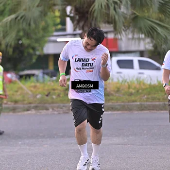 Runner Photo 7706573