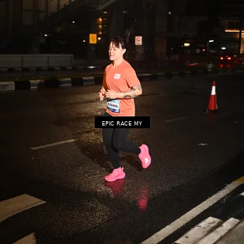 Runner Photo 7706591