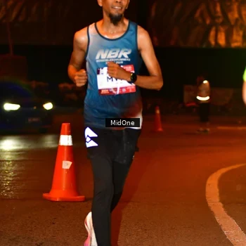 Runner Photo 7706599