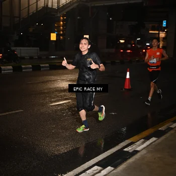 Runner Photo 7706628