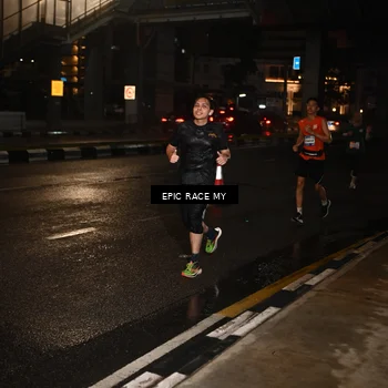 Runner Photo 7706631