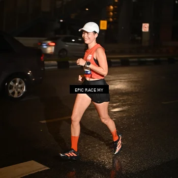 Runner Photo 7706632