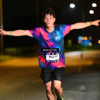 Runner Photo 7706647
