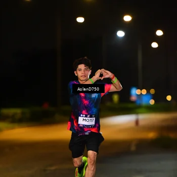 Runner Photo 7706662