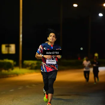 Runner Photo 7706677