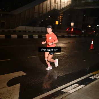Runner Photo 7706713